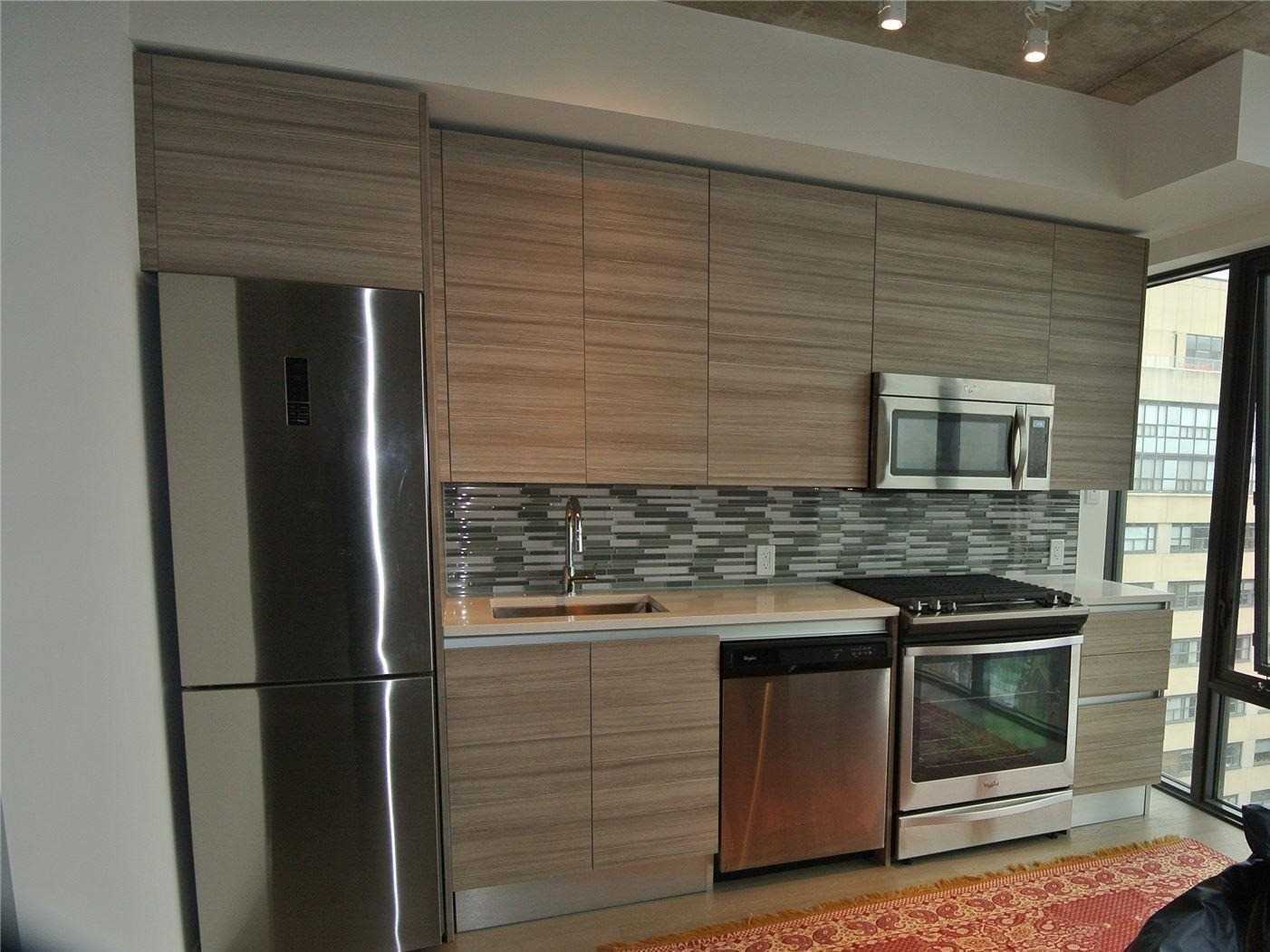 111 Bathurst Street Suite 1404 | King & Bathurst | Kitchen